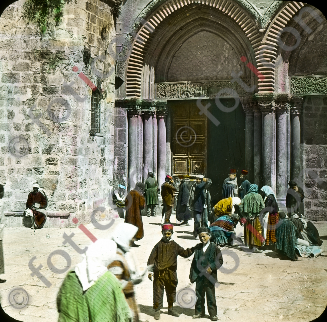 An der Grabeskirche | At the Holy Sepulchre - Foto foticon-simon-129-029.jpg | foticon.de - Bilddatenbank für Motive aus Geschichte und Kultur